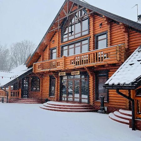 Hotel Батярський Двір Pasiky-Zubryts'ki Exterior foto